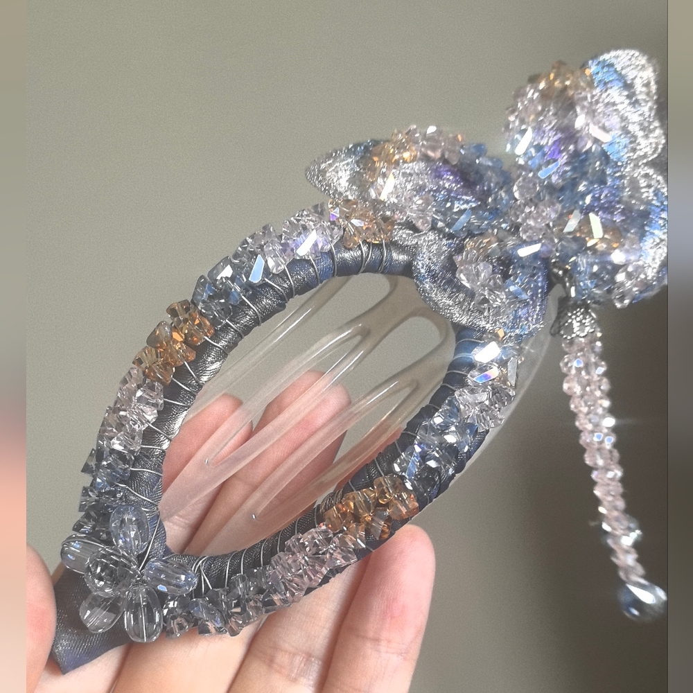 Elegant Crystal Hair Comb